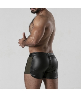 OPENBACKS Polsini in similpelle: un design audace che non sacrifica il comfort.
