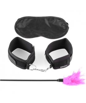 SENSUAL SEDUCTION KIT Kit de iniciación BDSM para parejas con accesorios básicos