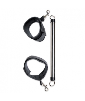 LIMITED EDITION SPREADER BAR Ecco le manette regolabili con barra fissa per polsi o caviglie
