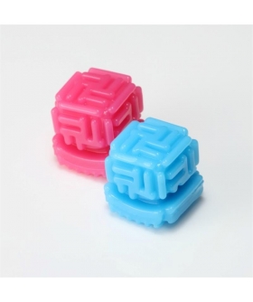 BOBBLE CRAZY CUBES Masturbateur manuel pour jeunes avec un design innovant.