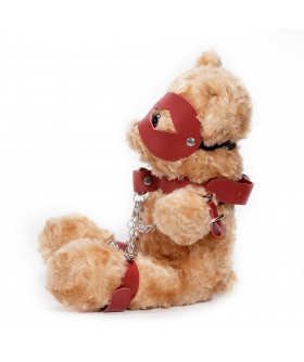 CRUSHITO Découvrez nos peluches audacieuses, dotées d'accessoires fétichistes et de harnais uniques