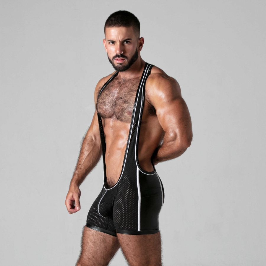 SINGLET BLACK 3