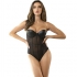 Elegantemente ousado, body transparente com aros.