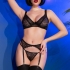 Conjunto de lingerie sensual de encaje ajustável.